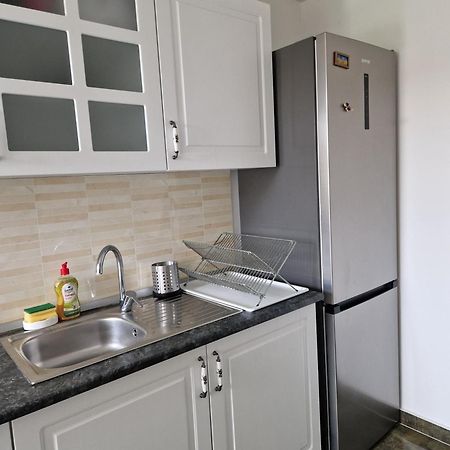 Apartament In Otopeni Luaran gambar